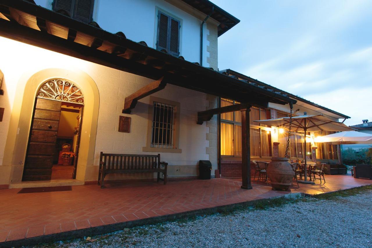 Hotel Giuly Torre del Lago Puccini Exteriör bild