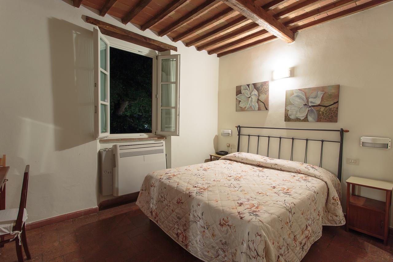Hotel Giuly Torre del Lago Puccini Exteriör bild